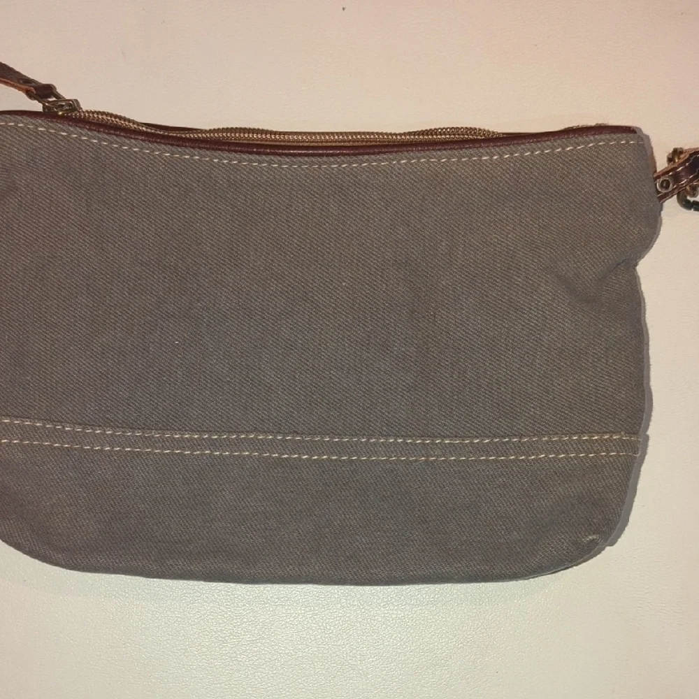 Myra Stylish Gray and Blue Women's Bag - Picture 5 of 7